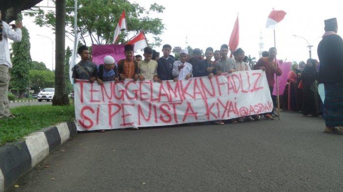 Akibat Puisi Fadli Zon, Ribuan Santri Bogor Pindah Haluan Dukung Jokowi-Maaruf