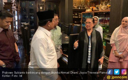 Usai Kunjungi Ibunda Ahmad Dhani, Prabowo Keluarkan Imbauan Buat Indonesia Adil Makmur