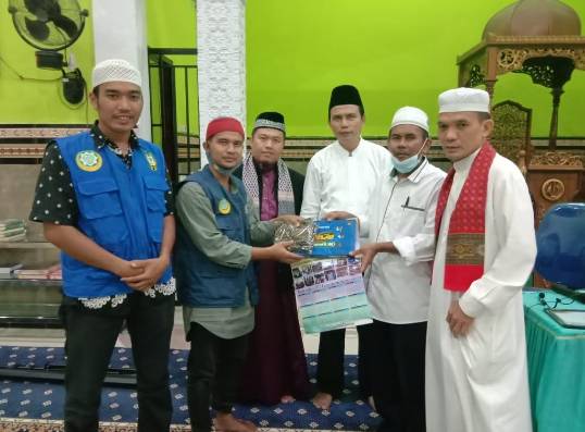 Ustadz  Robyansyah dari Jakarta, Pukau Jamaah Masjid Baitus Sholihin dan Al-Azhar