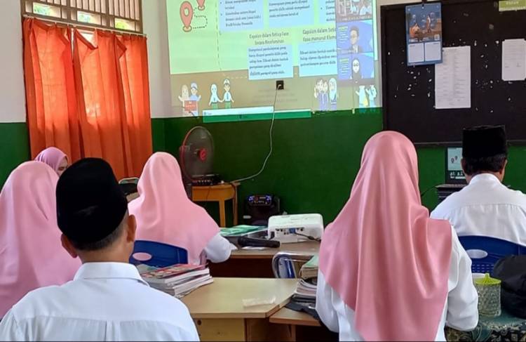 641.635 Guru Madrasah Ikuti Bimtek Implementasi Kurikulum Merdeka dalam 13 Hari