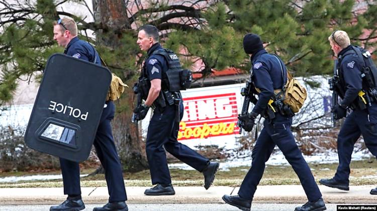 Penembakan Terjadi di Supermarket AS, Sejumlah Orang Tewas Termasuk Polisi