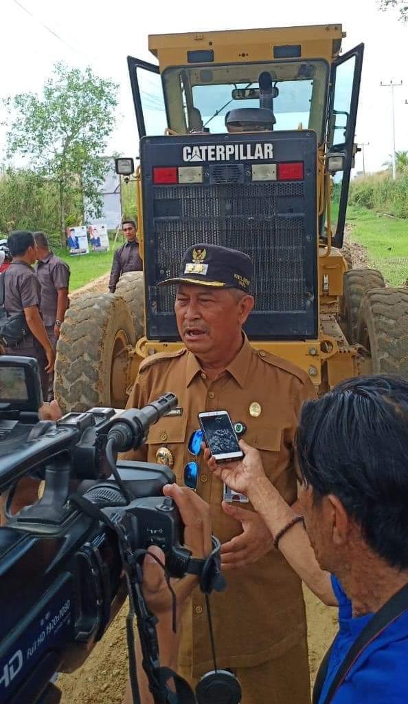 Wakil Bupati Inhil Tinjau Ruas Jalan Sungai Beringin, Tembilahan