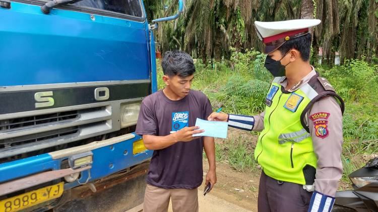 Akhirnya, Unit Lantas Polsek Bagan Sinembah Lakukan Penegakan Hukum Terhadap Truck Odol