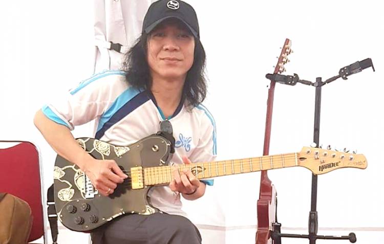Gitaris Grup Band Rock Legendaris ‘Slank’ Diangkat Jadi Komisaris PT Telkom, Selamat!