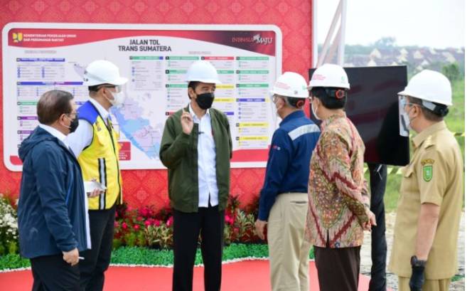 Presiden Jokowi Tinjau Pembangunan Jalan Tol Pekanbaru – Bangkinang