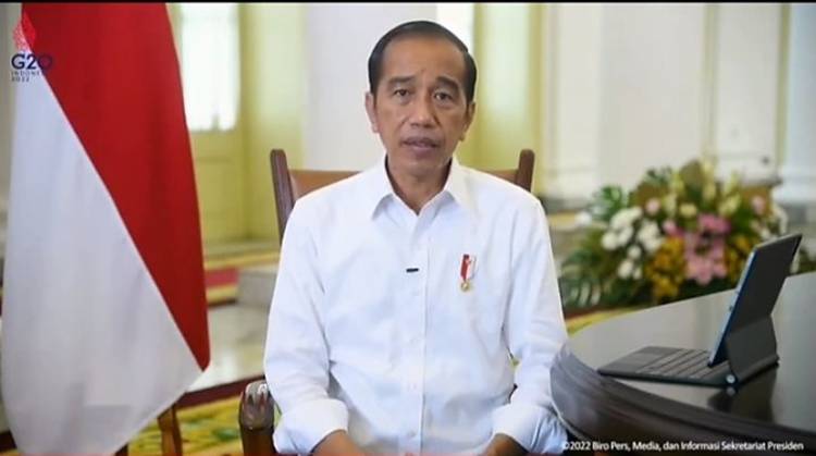 Presiden Jokowi Umumkan Indonesia Bebas Masker di Ruang Terbuka