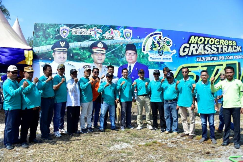 Kapolres Bengkalis Buka secara Resmi Kelolema Motocross Tahun 2019 Di Rupat