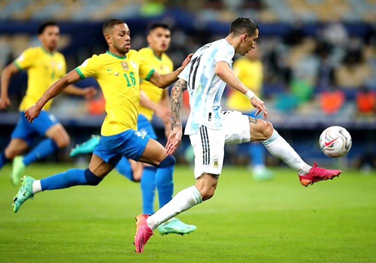 Menang Tipis 1 - 0 atas Brasil, Argentina Rebut Juara Copa America