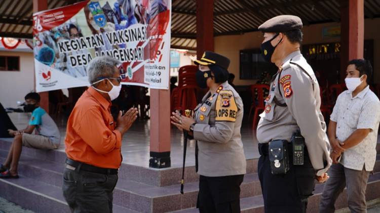 Kapolres Banjar Salurkan Bansos kepada Penyandang Disabilitas di Dua Kecamatan