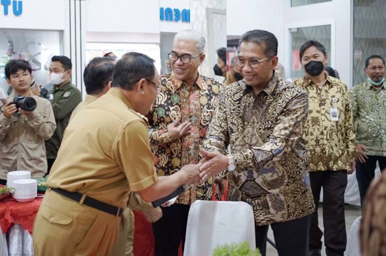 Bupati Inhil HM. Wardan Teken MoU dengan Kanwil DJPb Riau
