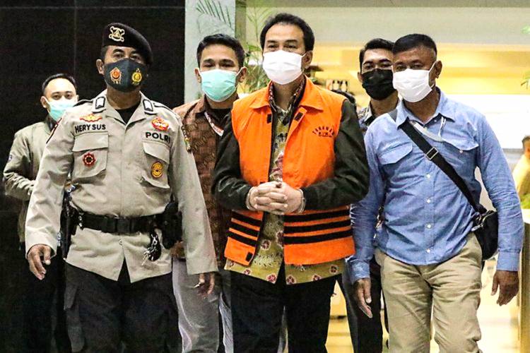 Wakil Ketua DPR Azis Syamsuddin Ditangkap Paksa KPK: Terseret Kasus Suap Miliaran Rupiah