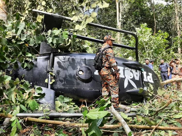 Sempat Dikabarkan Selamat, Pilot Helikopter Malaysia Ditemukan Tewas di Lokasi Jatuhnya Helikopter
