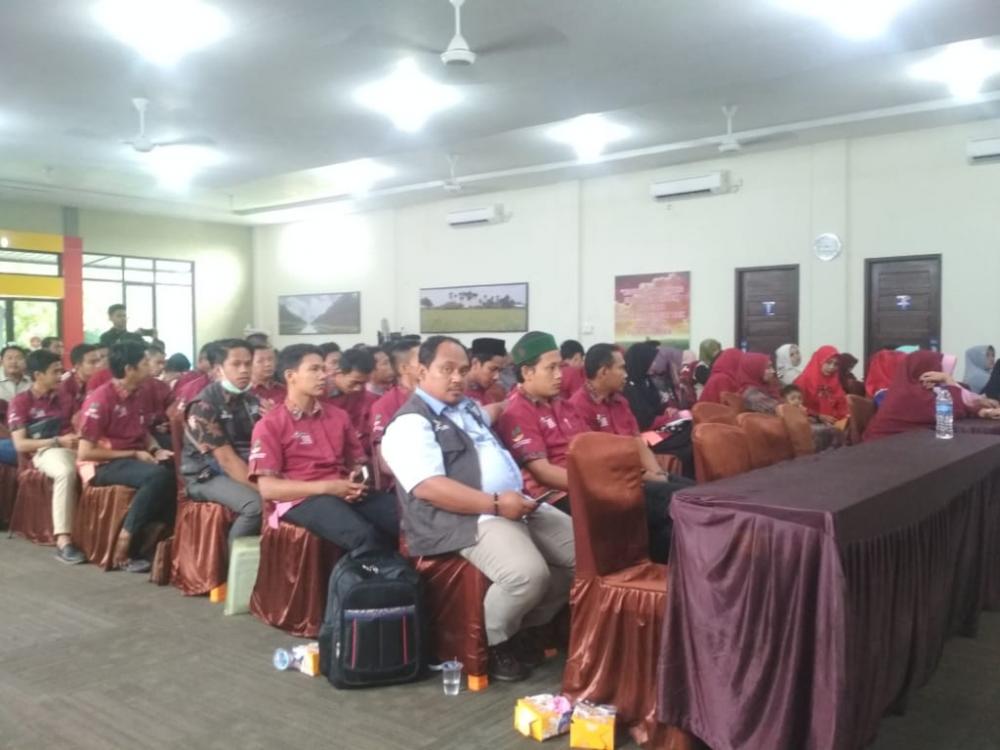 Kepala Dinas Sosial H Syarifuddin: Pelaksanaan Pelatihan PKH Desa Membantu dan Membimbing Masyarakat. 