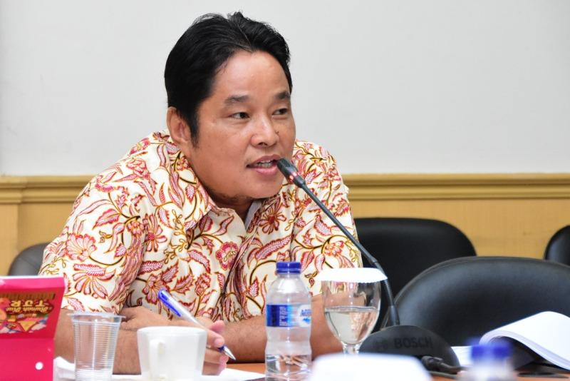 Anggota Komisi II DPRD Bengkalis: Ferry Situmeang, "Lakukan Tertulis, Jangan Lisan, Betumbuk pun Tak Selesai" 