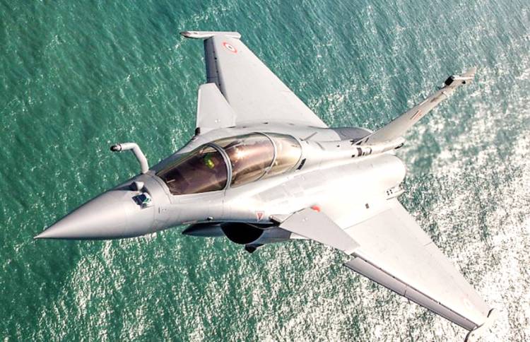 India Persiapkan Uji Coba Lepas Landas Jet Tempur Dassault Rafale di Kapal Induknya