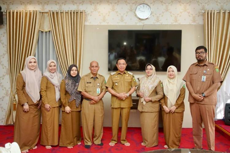 Terima Kunjungan Kerja Tim Inspektorat Provinsi Riau, Bupati HM Wardan Harapkan Pengawasan Berjalan Lancar