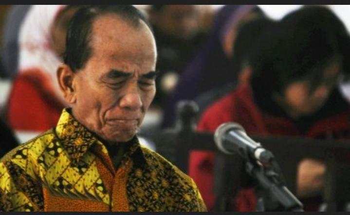 Presiden Joko Widodo Memberi Grasi Kepada Annas Maamun Mantan Gubernur Riau,KPK Kaget