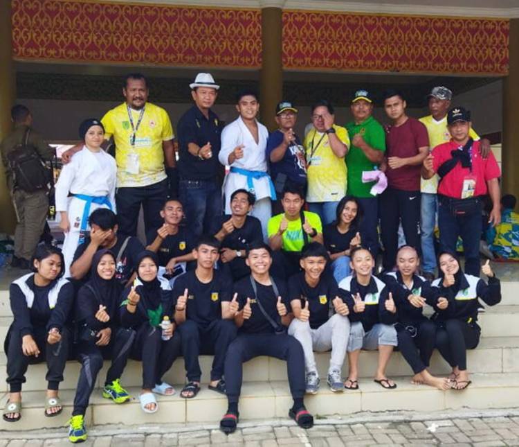 Karateka Dendy Syahputra Sumbang Emas untuk Inhil di Porprov Riau X Tahun 2022