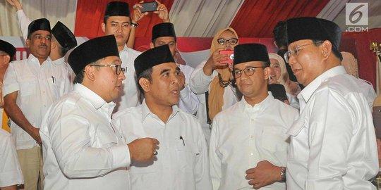 Pose Dua Jari Gubernur Dki Jakarta di Laporkan Ke Bawaslu, PAN:Kepala Daerah Terang Terangan Mendukung Petahana Tak Ada Sanksi . 