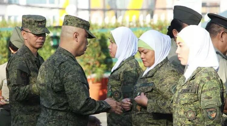 Filipina Tempat Tentara Perempuan Berhijab Untuk Mengobati Trouma Terorisme