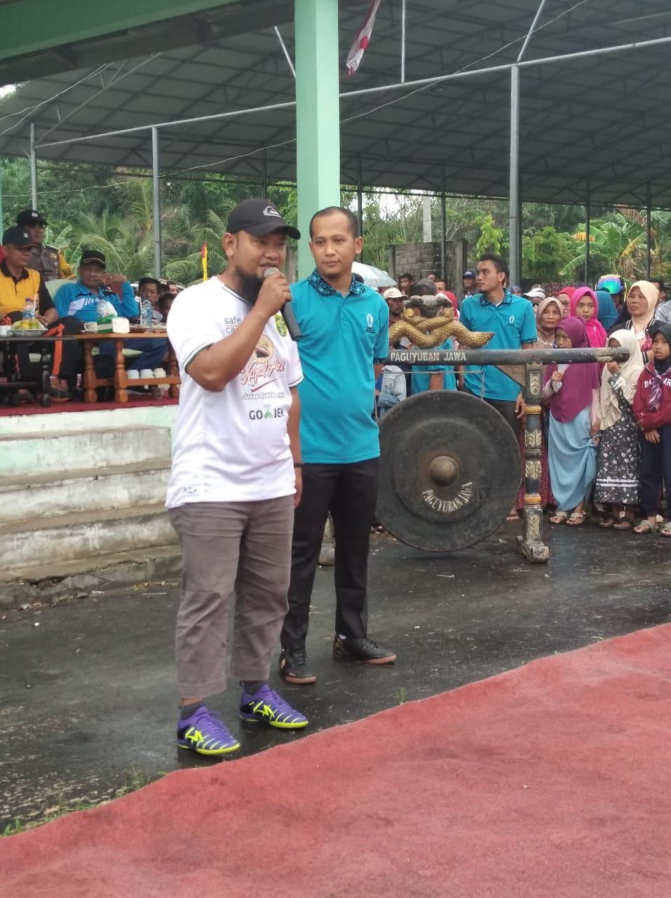 Camat  Rupat Buka Turnamen Sepak Bola Rupat Cup IV 2019 Di Desa Parit Kebumen