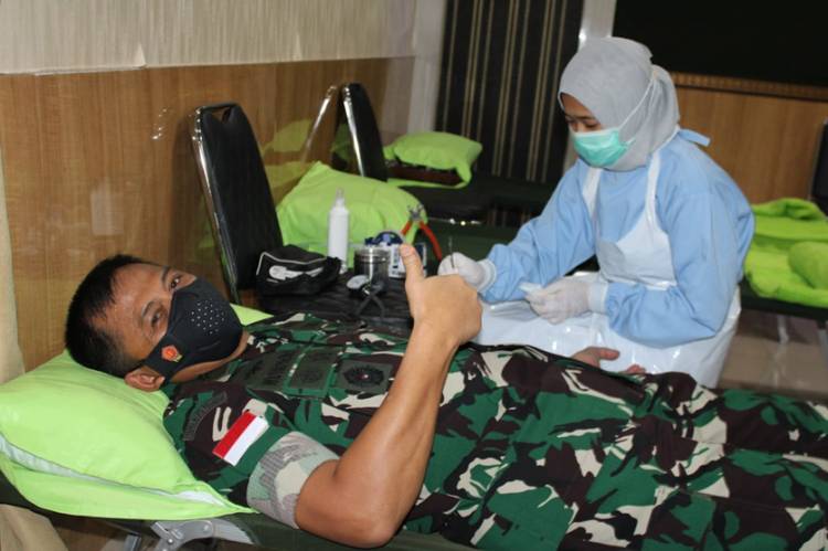 Peringati Hari Juang TNI AD, Kodam XII/Tpr Laksanakan Donor Darah Secara Serentak