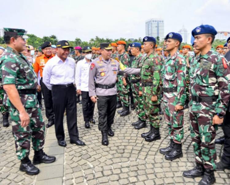 Kapolri dan Panglima TNI Pastikan Keamanan dan Kenyamanan Masyarakat Merayakan Nataru
