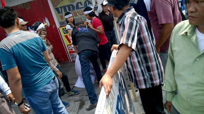 Bentrokan Buruh Dengan Buruh Di Medan