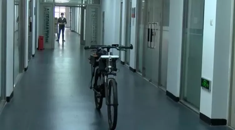 Menakutkan, Mahasiswa Buat Sepeda Hantu yang Bisa Berjalan Sendiri