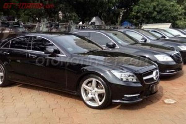 Siapa Minat? Mercedes-Benz E 250 dan S 450 L Eks Rombongan IMF World Bank Dijual