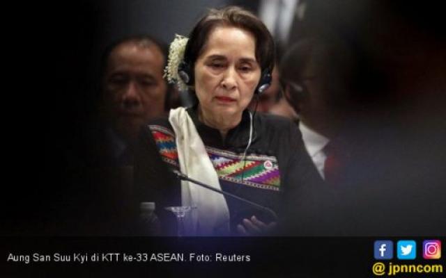  KTT ASEAN Biasa Berlangsung Ramah, Kali Ini Aung San Suu Kyi Dipermalukan PM Malaysia 