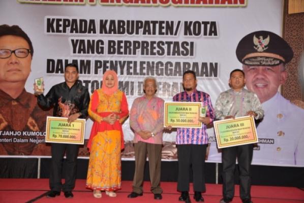 Bukit Batu Terbaik III Paten se-Provinsi Riau