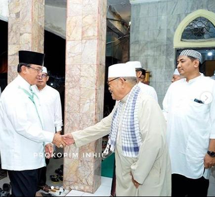  Bupati Indragiri Hilir  Drs HM Wardan MP mengimbau kepada masyarakat untuk tetap tenang serta berperilaku hidup bersih dan sehat.