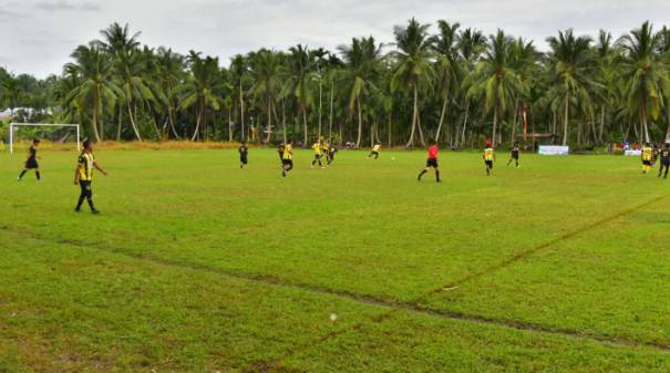 64 Tim Berlaga dalam Turnament Sepak Bola SU CUP Tahun 2022 yang Dibuka Wabup Inhil H. Syamsuddin Uti