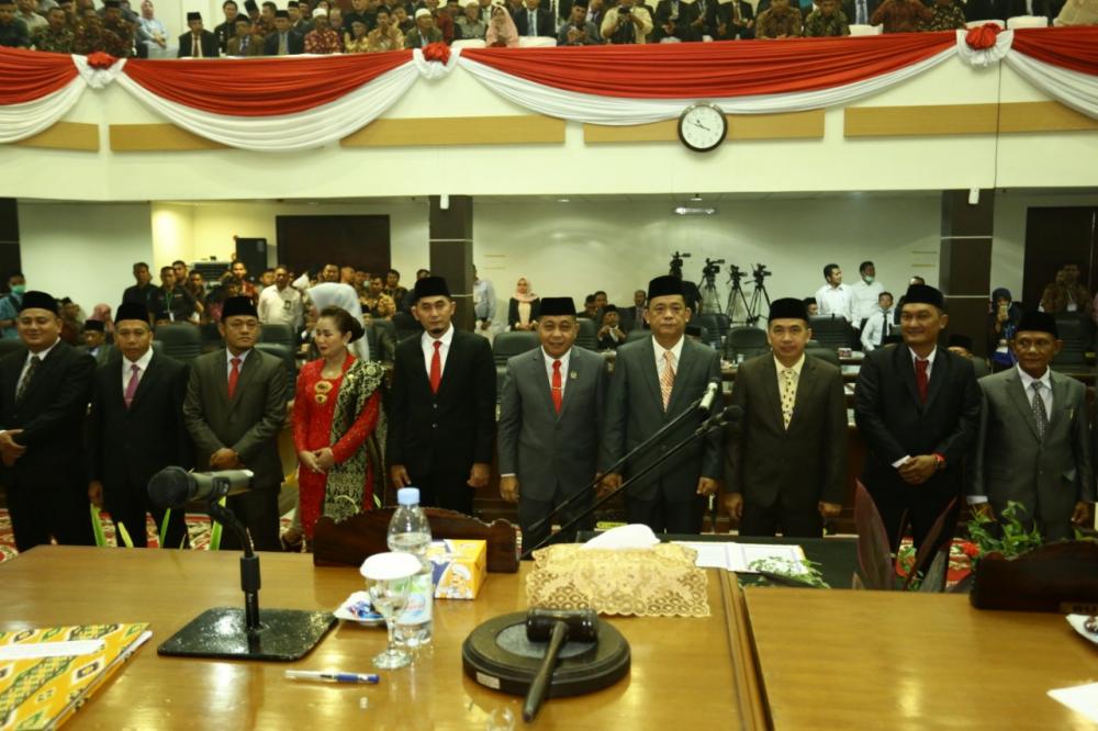Pelantikan dan Pengambilan Sumpah Jabatan 45 Anggota DPRD Inhil Priode 2019-2024