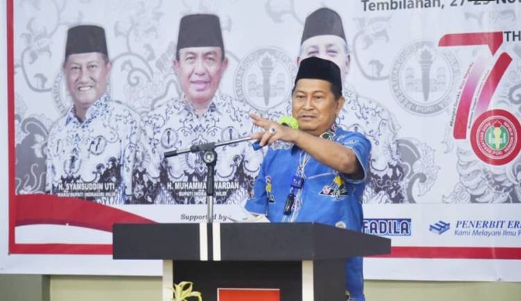Wabup inhil H.Syamsuddin Uti Membuka Perlombaan dan Pertandingan dalam Rangka HUT Ke-76 PGRI dan HGN 2021